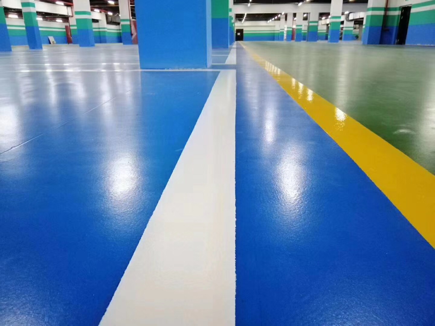 聚氨酯超耐磨地坪